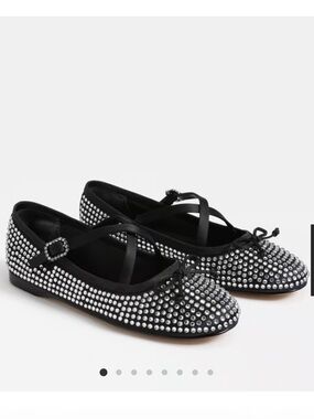 Gently Worn - ‘Zuri’ Ballet Flat - Black / Gems